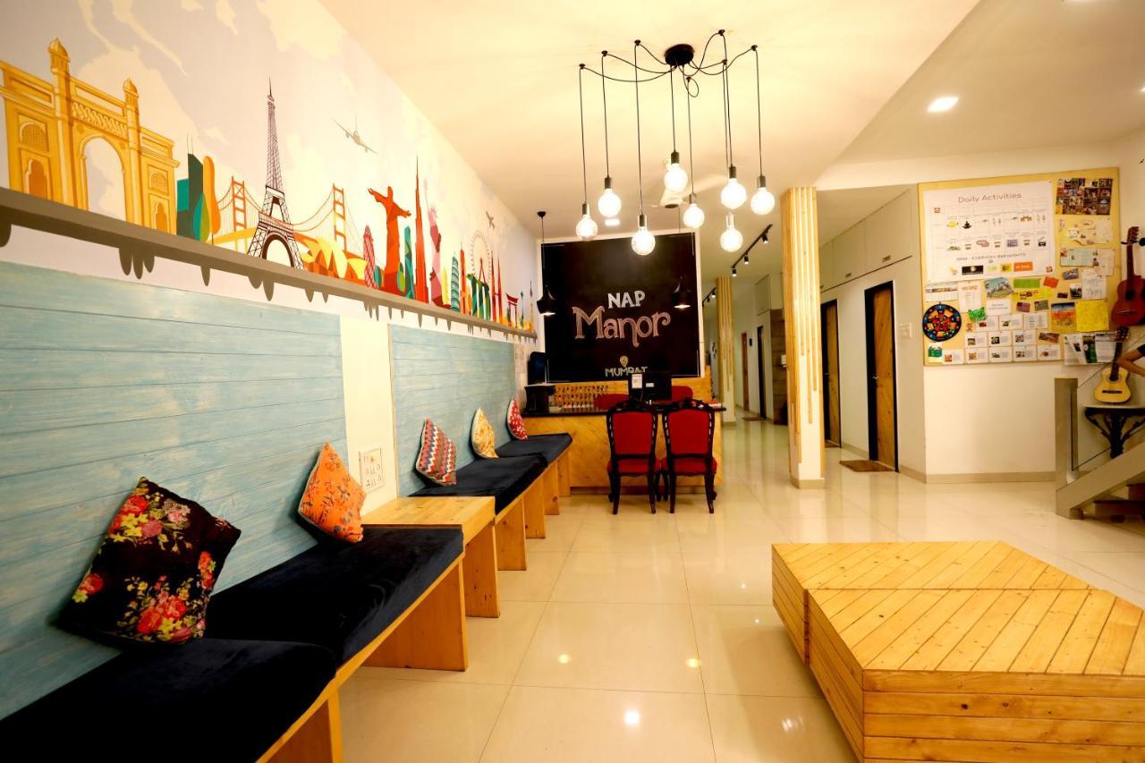 Nap Manor Hostels Bombaj Zewnętrze zdjęcie